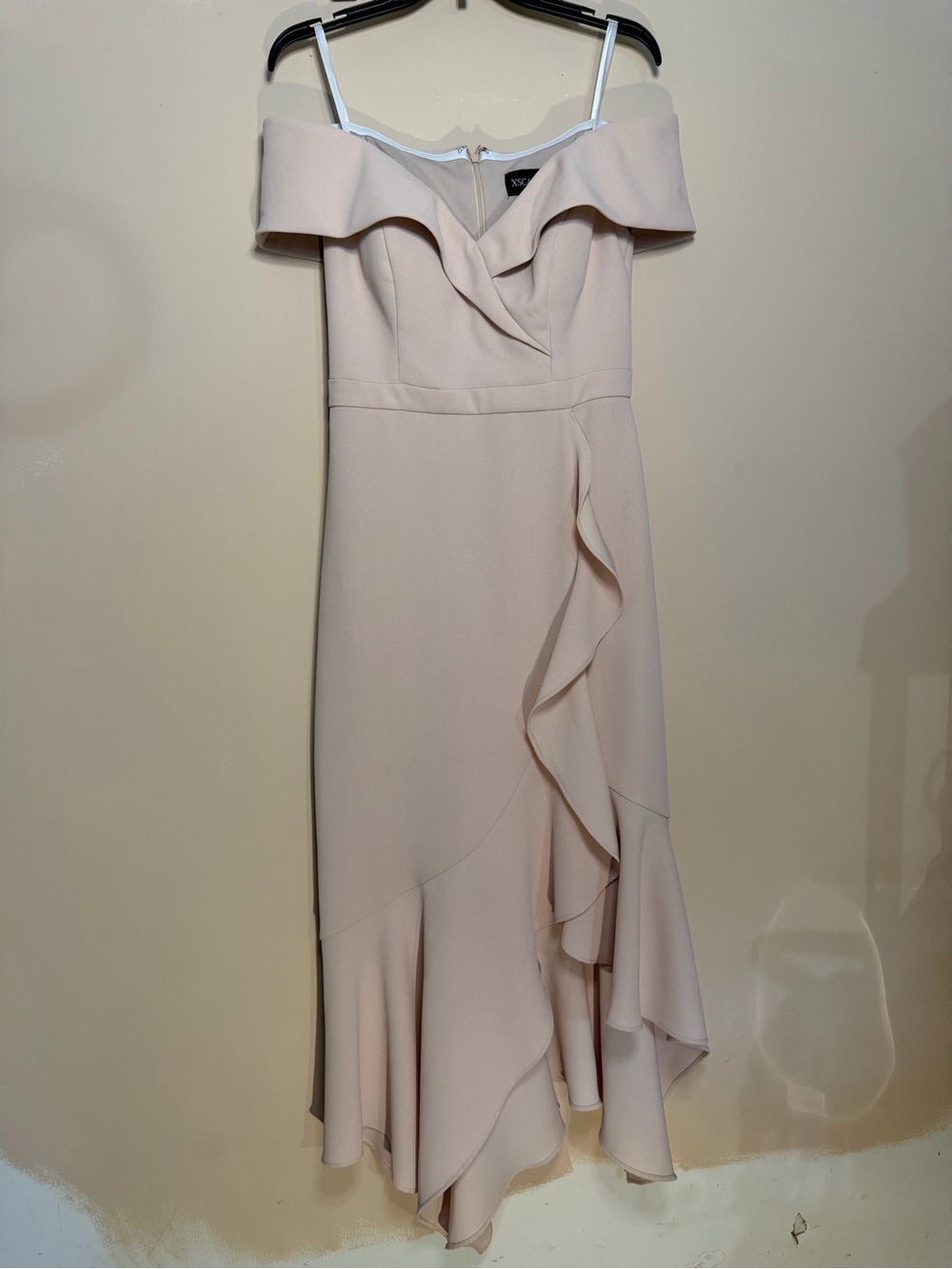 Xscape Off the Shoulder size 8 Pencil Cocktail  Dress in Cream Beige Ruffle Line